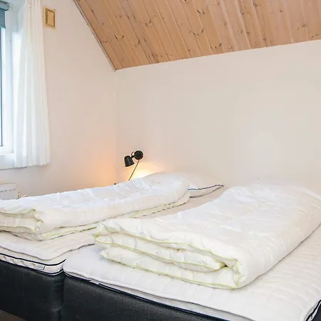 Holiday home Xciii