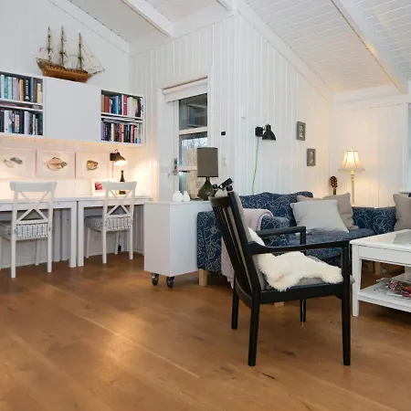 Elegant Holiday In With Sauna Ferienhaus Ebeltoft