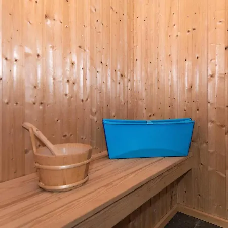 Elegant Holiday In With Sauna Ferienhaus